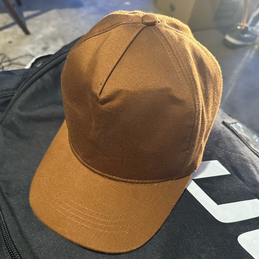 Pre owned Zara Hat